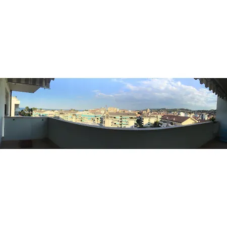 Casa Vacanze Fronte Mare Apartment